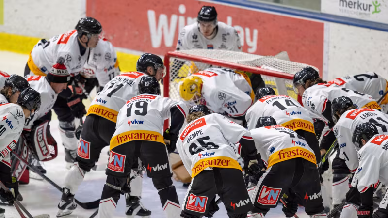 ICE Hockey League LIVE: Pioneers - Ferencvaros Budapest