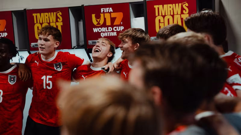 Party mit Klappstuhl! ÖFB-U17 lässt es in der Kabine krachen