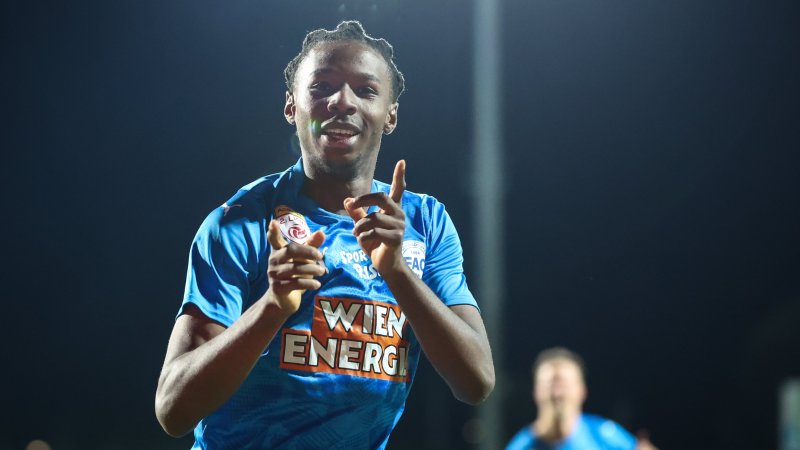 FAC verlängert mit offensivem Senkrechtstarter