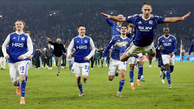 Schalke stürmt an die Spitze, Pichler trifft bei Hannover-Sieg