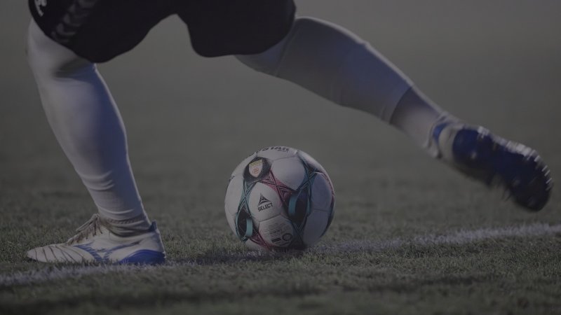 Übergriffe im Fußball: "Sport hat jahrelang weggeschaut und verharmlost"