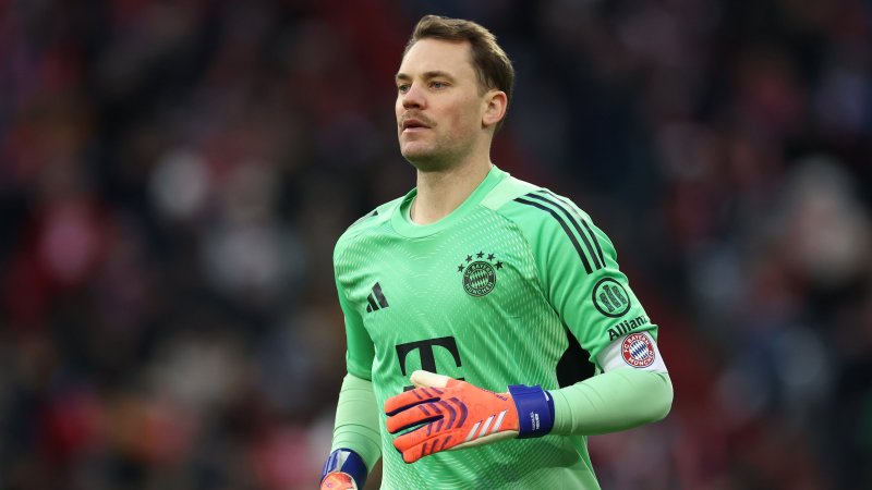 "Er entscheidet" - Eberl heizt DFB-Comeback von Neuer an