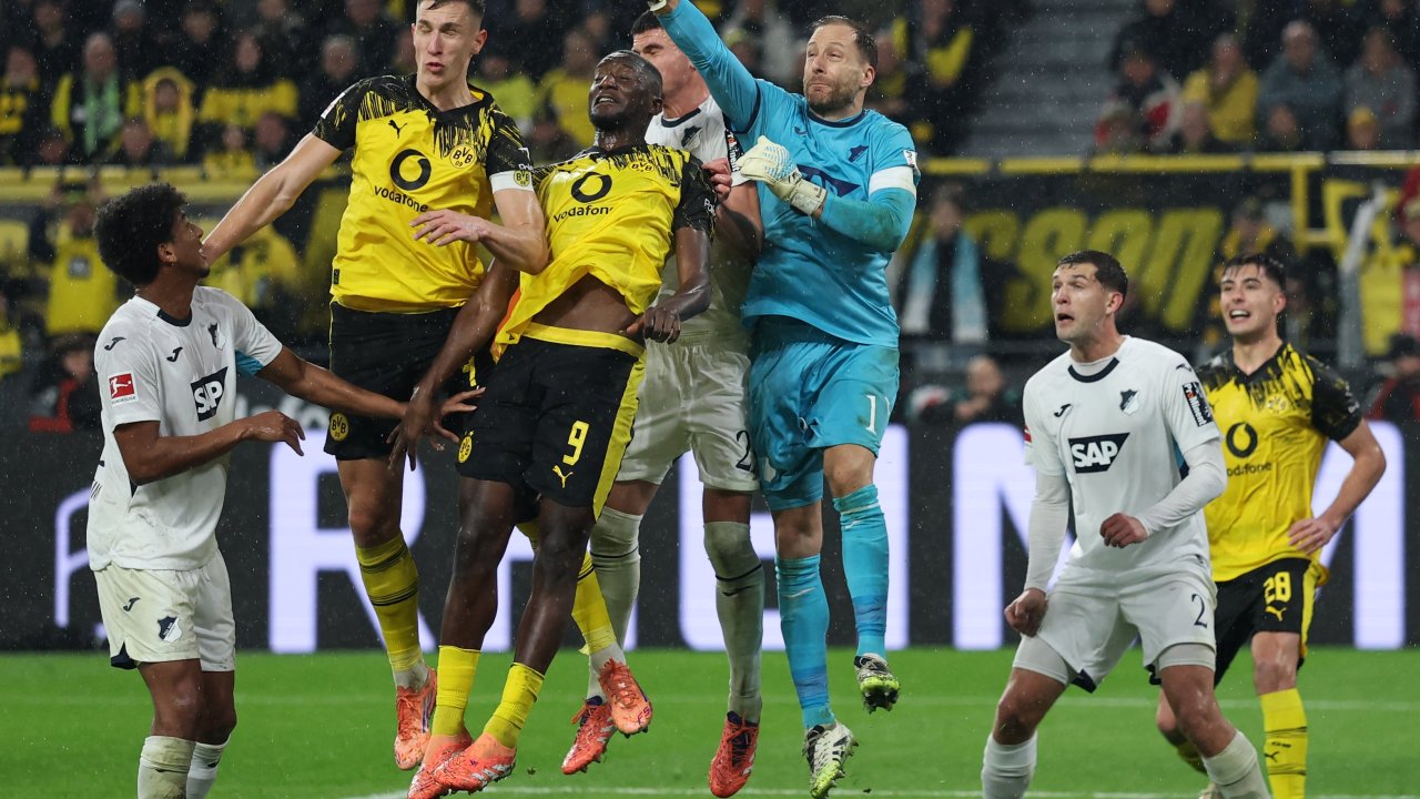 Bild für Dortmund bleibt in der Bundesliga auf Erfolgskurs