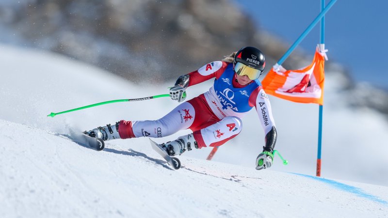 Hütter mahnt: "Dann wird der Druck einfach viel zu groß"