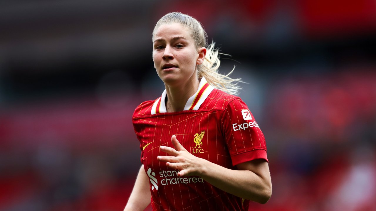 Millionaire Stalker: Höbinger Hired Bodyguard