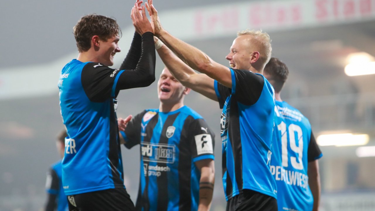 Bild für Admira verliert NÖ-Derby! Mega-Titelkampf kündigt sich an