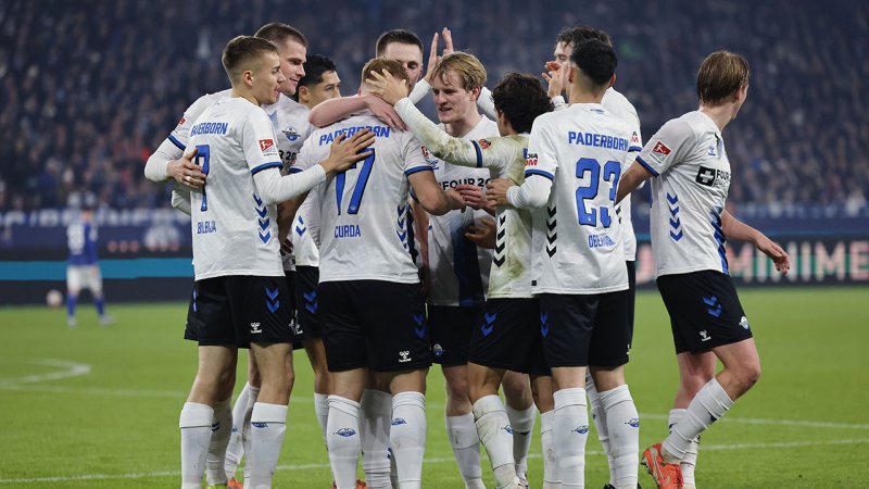 Trendwende geschafft! Paderborn bleibt an Muslics Schalke dran