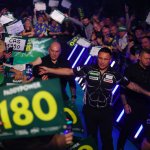 Darts-WM: Price und Pietreczko souverän weiter