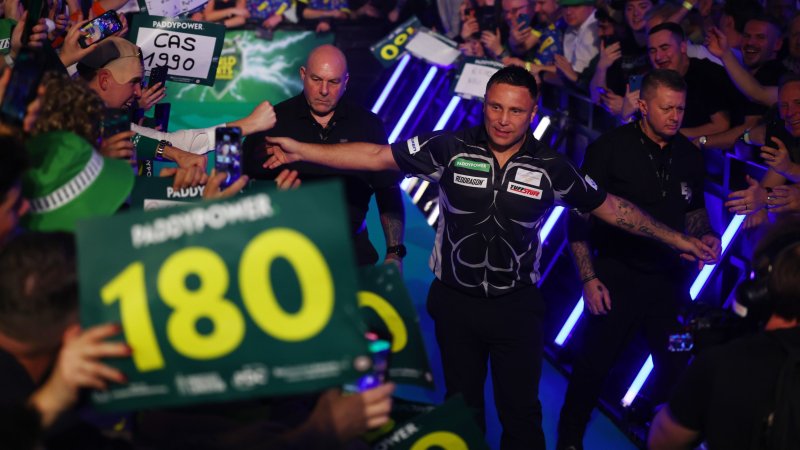 Darts-WM: Price und Pietreczko souverän weiter