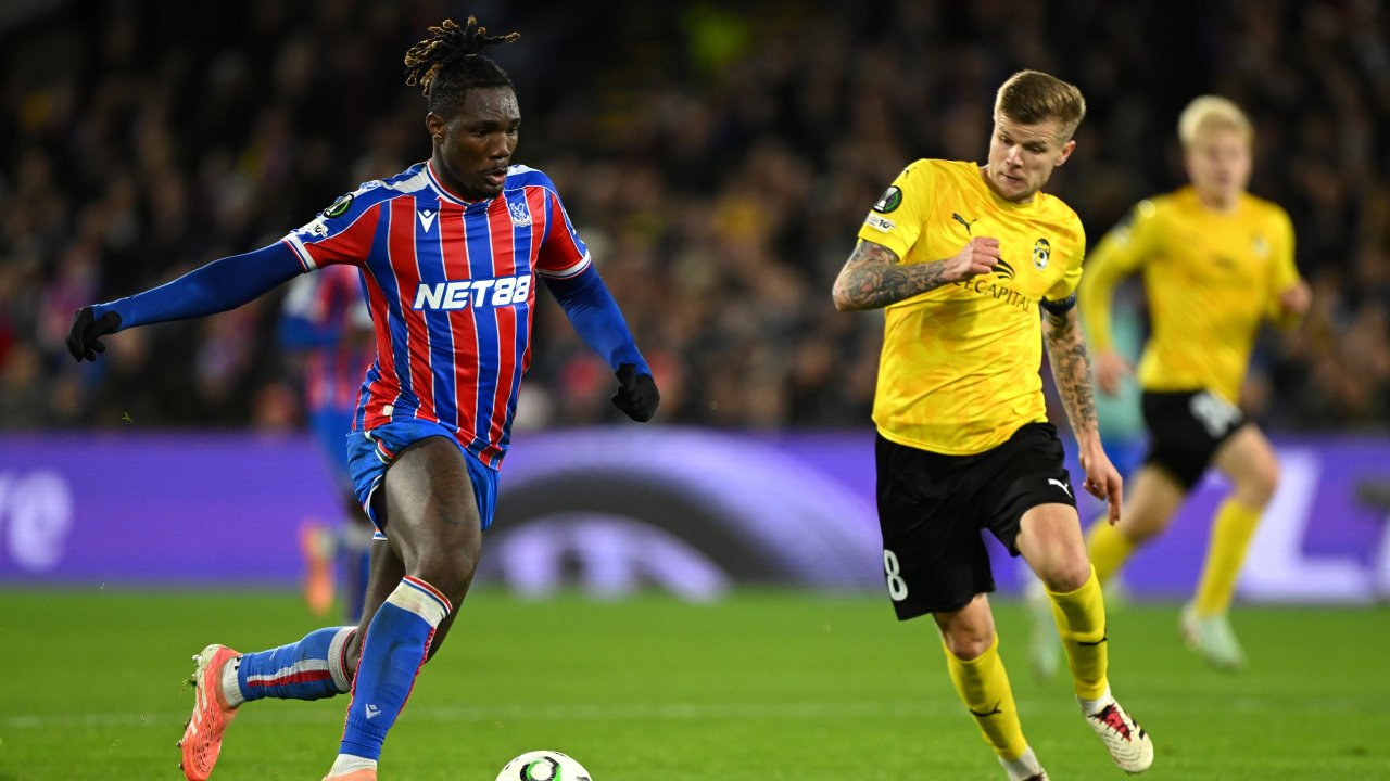 Bild für Nur Remis: Glasner und Crystal Palace müssen ins UECL-Playoff