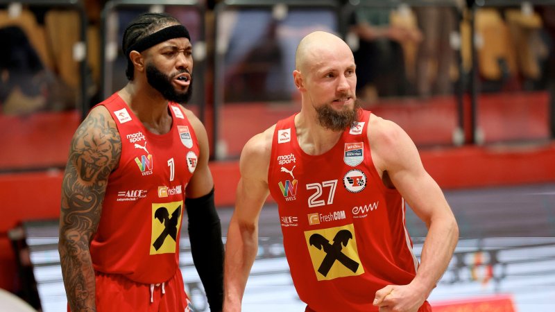 Flyers Wels gewinnen Spitzenduell in Kapfenberg hauchdünn