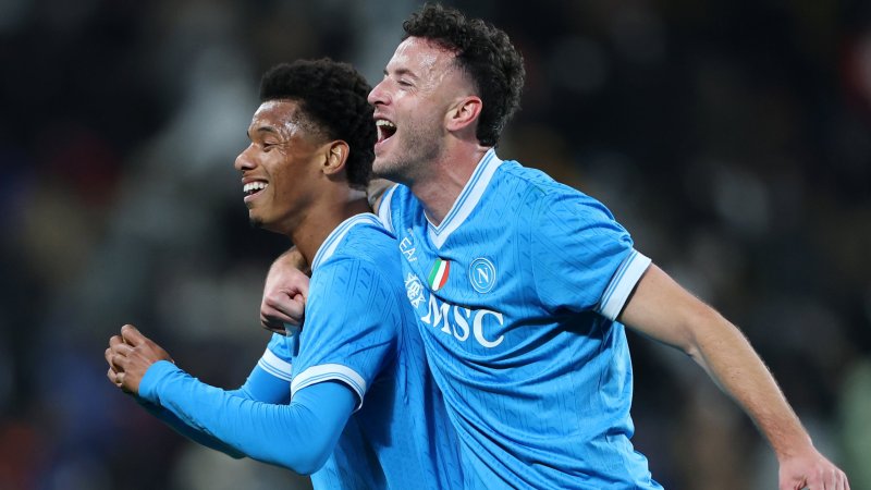 SSC Napoli holt nächste Trophäe