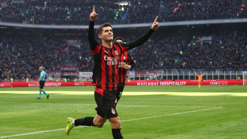 Milan legt dem Stadtrivalen wieder vor