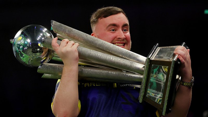 Größter Gegner Wespe: Littler nahm Darts-Welt auseinander