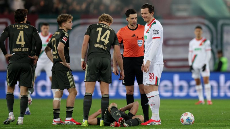 Augsburg kassiert bei Gregoritsch-Startelf-Debüt späten Ausgleich