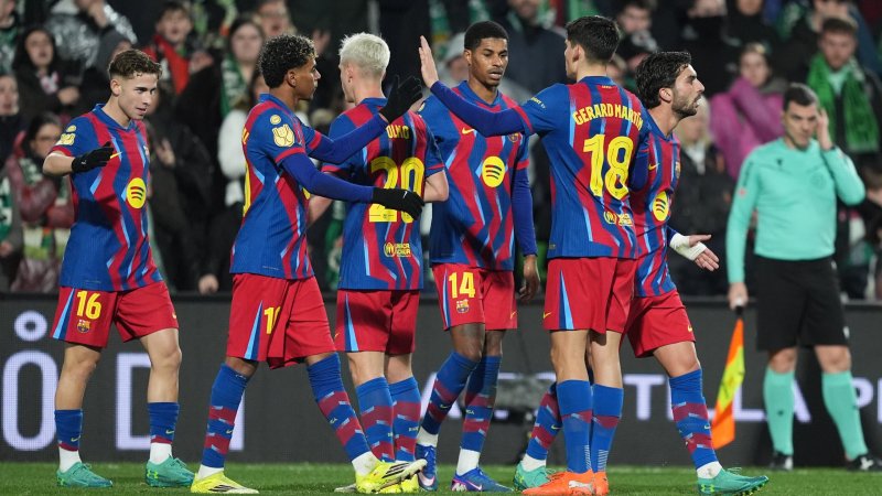 Barça müht sich gegen Zweitligist zu Copa-Sieg