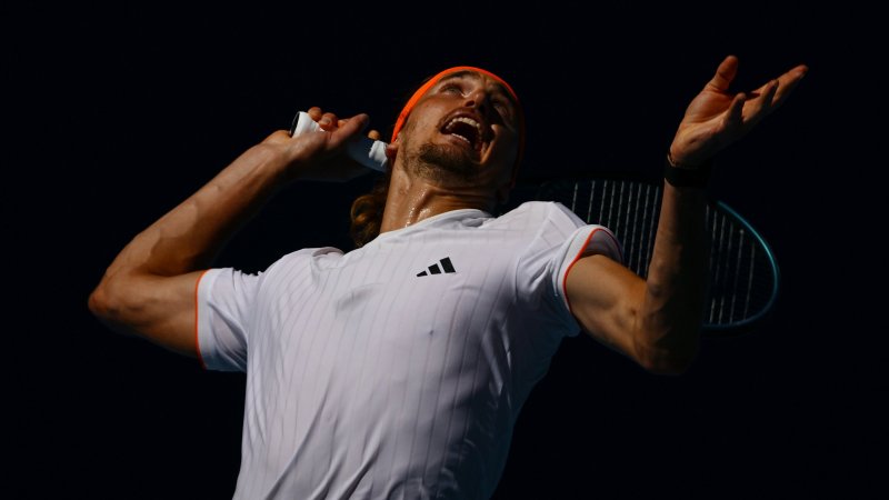 Zverev zieht mit Startproblemen in 2. AO-Runde ein