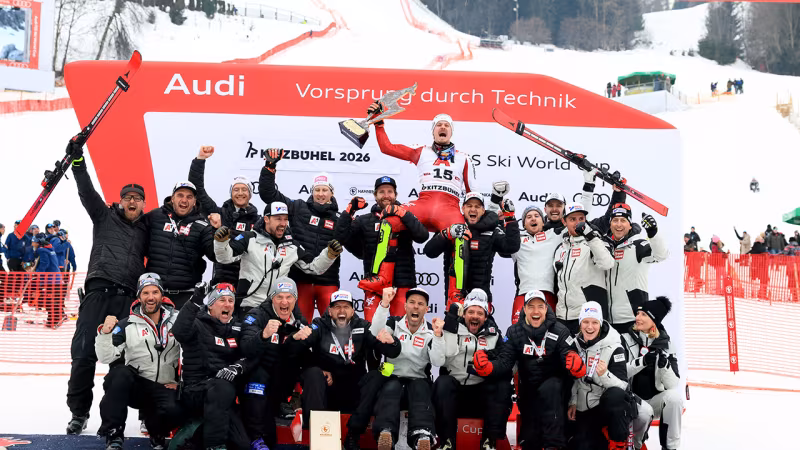 Kitzbühel-Slalom: Bilder der Siegerehrung mit Manuel Feller