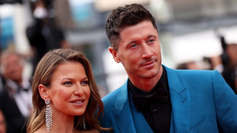 Lewandowskis Frau deutet Barca-Abschied an