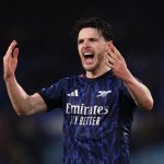 Arsenal legt im Fernduell mit ManCity vor