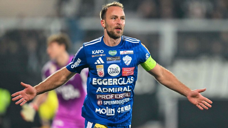 Hartberg bindet seinen Rekordspieler