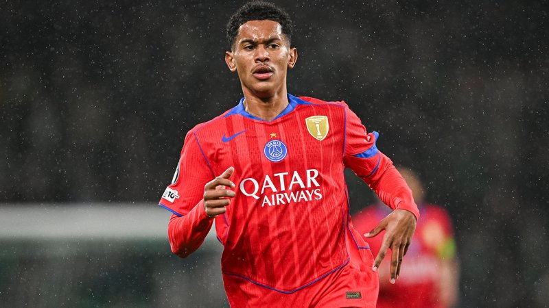 Sieg in Straßburg: PSG bleibt französischer Leader