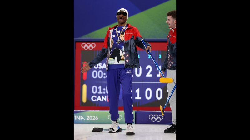 Snoop Dogg am Eis! Rapper versucht sich im Curling