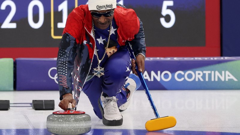 Snoop Dogg am Eis! Rapper versucht sich im Curling