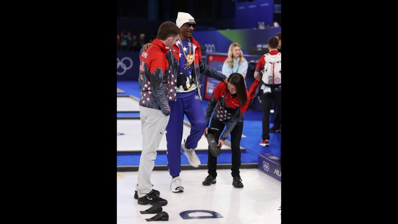 Snoop Dogg am Eis! Rapper versucht sich im Curling