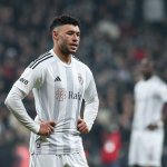 Adamu bekommt in Glasgow Verstärkung von CL-Sieger