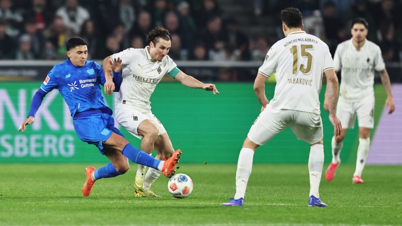 Nach Blaswich-Patzer: Gladbach und Leverkusen teilen die Punkte