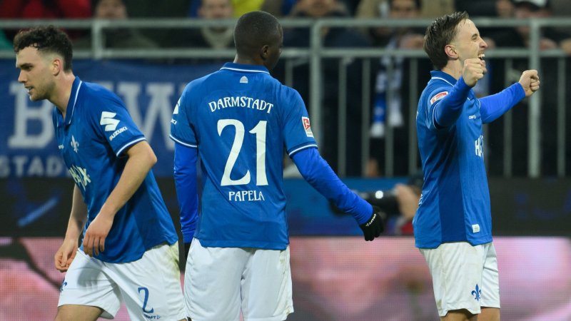 Darmstadt nach Kantersieg neuer Tabellenführer in Liga 2