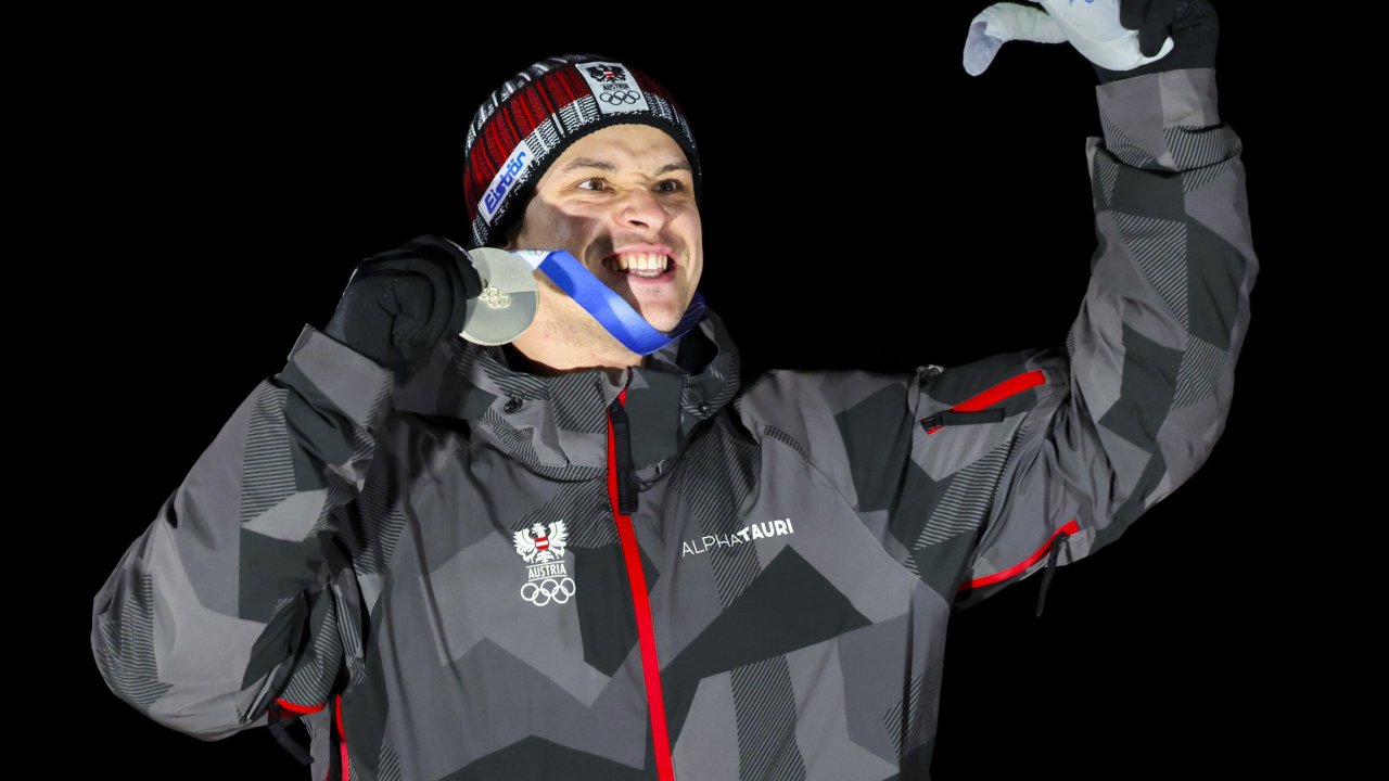 "Partygott" Jonas Müller: "Rodeln ist nicht alles für mich"