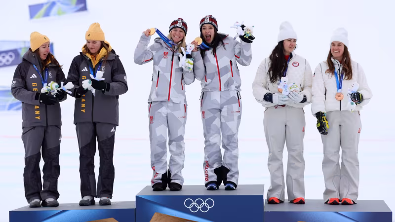 GOLD! Die Jubelbilder der Team-Kombi