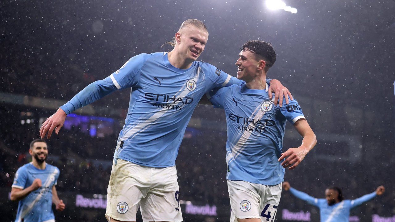 Bild für Drei Treffer in 15 Minuten! Manchester City mit klarem Erfolg