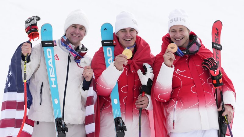 Goldjunge! Franjo von Allmen als Ski-König von Olympia