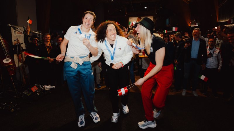 Party mit Brignone! So ließ es Hütter im Österreich-Haus krachen