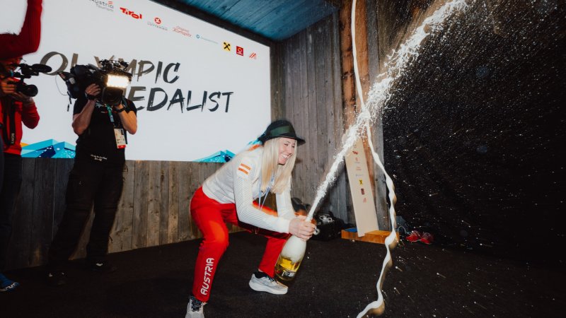 Party mit Brignone! So ließ es Hütter im Österreich-Haus krachen