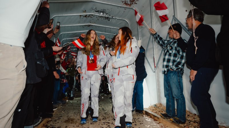 Bilder! Medaillen-Rodler feiern im Österreich-Haus