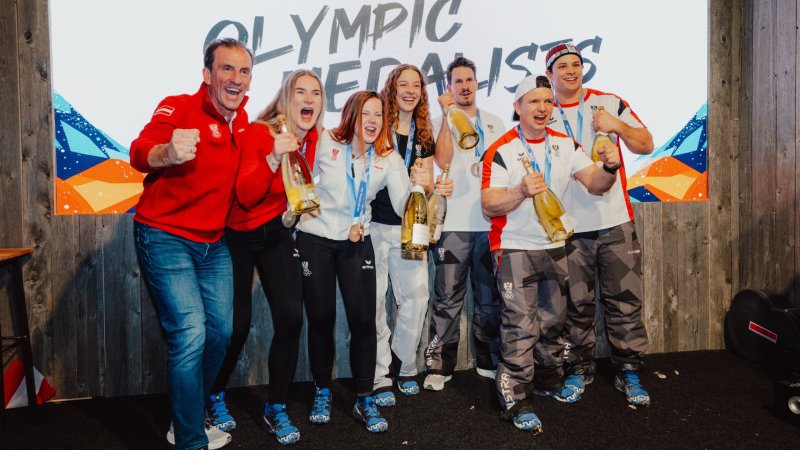 Bilder! Medaillen-Rodler feiern im Österreich-Haus