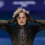 Unfassbar! US-Star stürzt beim Eiskunstlauf-Finale