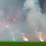 Pyro am Feld! Wiener Derby geht nach Unterbrechung weiter