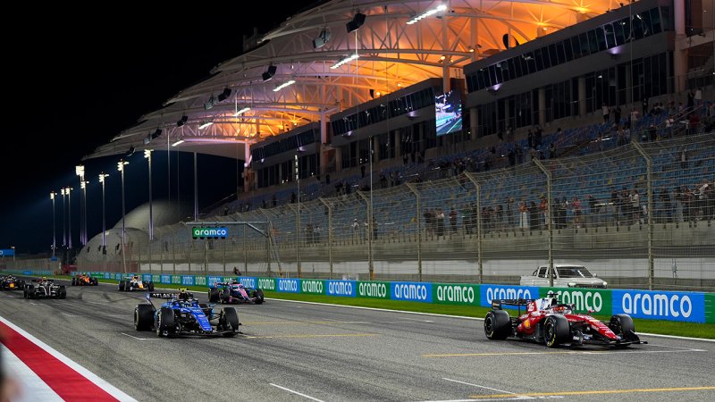 Leclerc im Ferrari am letzten Testtag in Bahrain klar voran