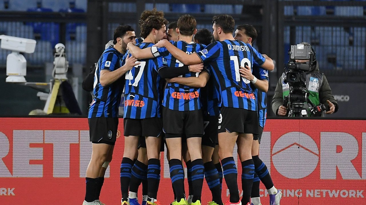 Atalanta dreht Spiel gegen Napoli und siegt spät