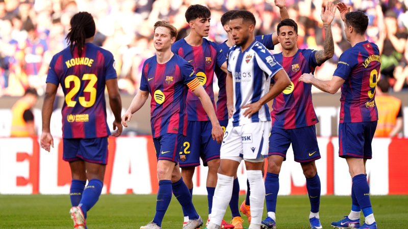 Barcelona nutzt Real-Patzer und springt an die Spitze