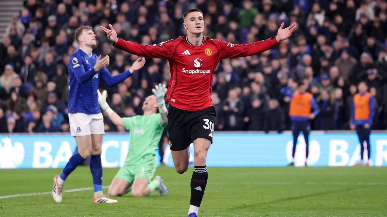 Ex-Salzburger Sesko schießt United bei Everton zum Sieg