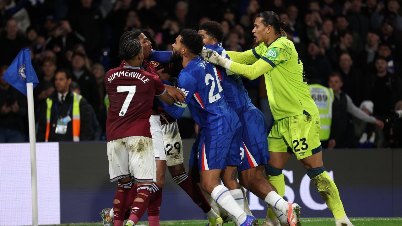 Hohe Geldstrafen für Chelsea und West Ham nach Rangelei