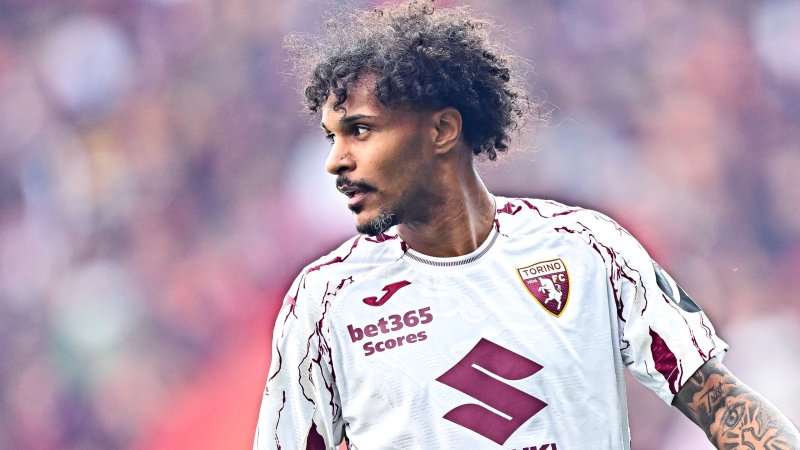 Kothaufen vor Trainingsgelände: Fan-Protest bei Lazaro-Klub