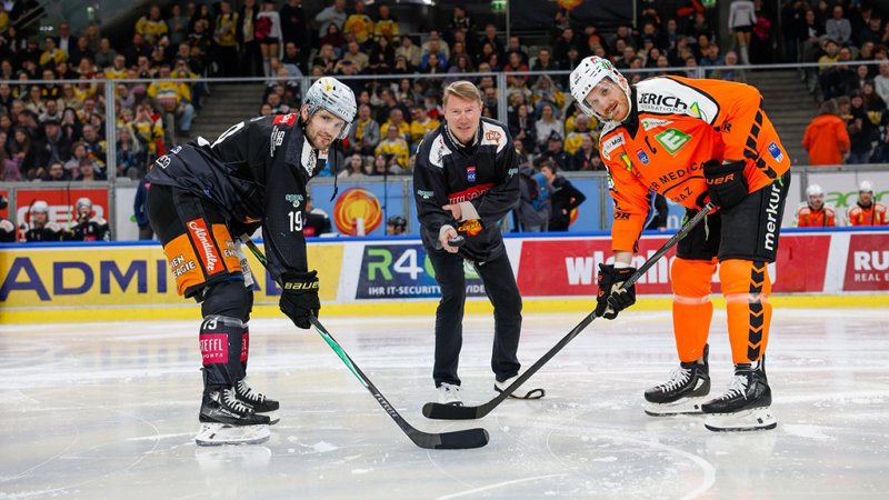 Formel-1-Legende besucht ICE-Topspiel