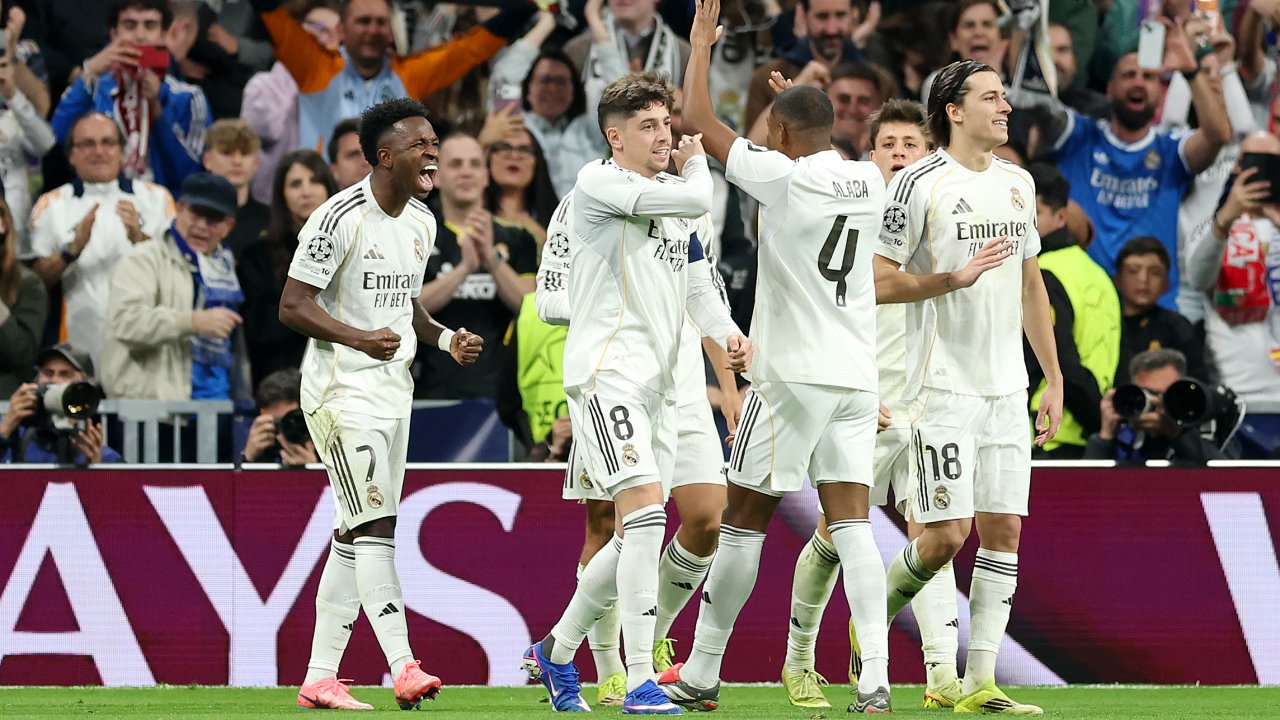 "Unser Vinicius": Real Madrid feiert Einzug ins Achtelfinale